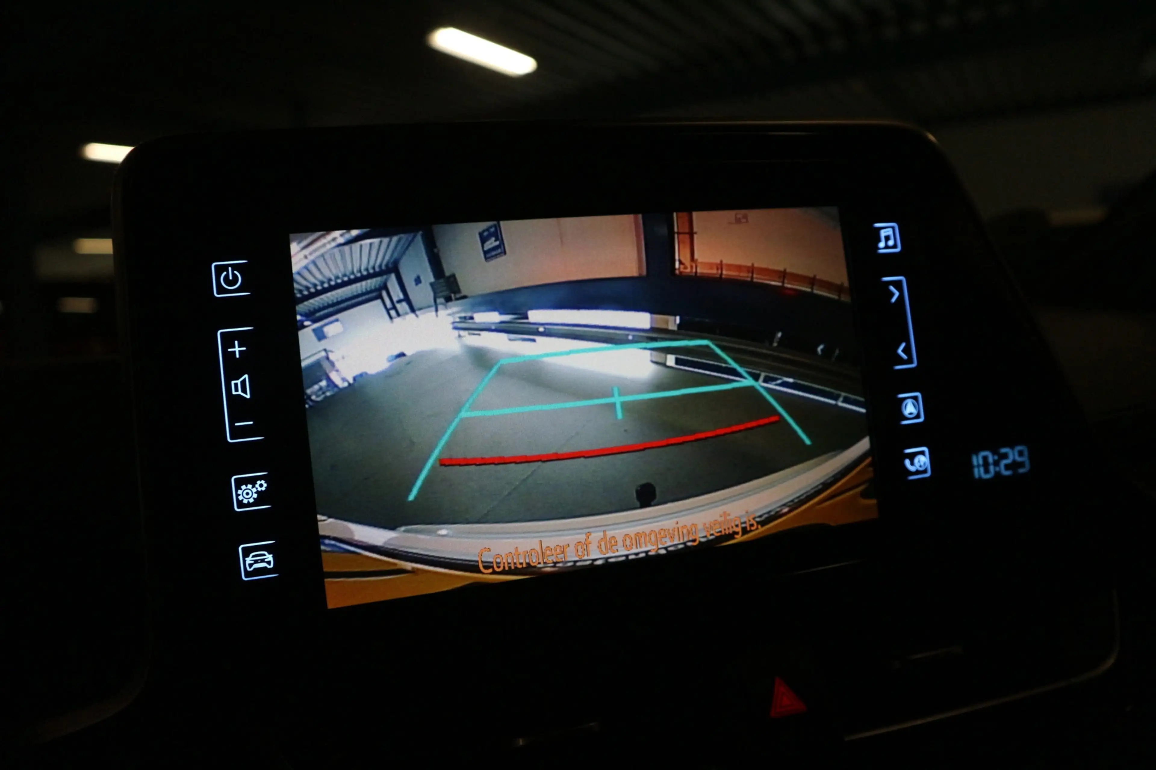 Toyota C-HR 1.2 Energy / BTW / NAVI / STOELVERWARMING / DEALER — photo 3