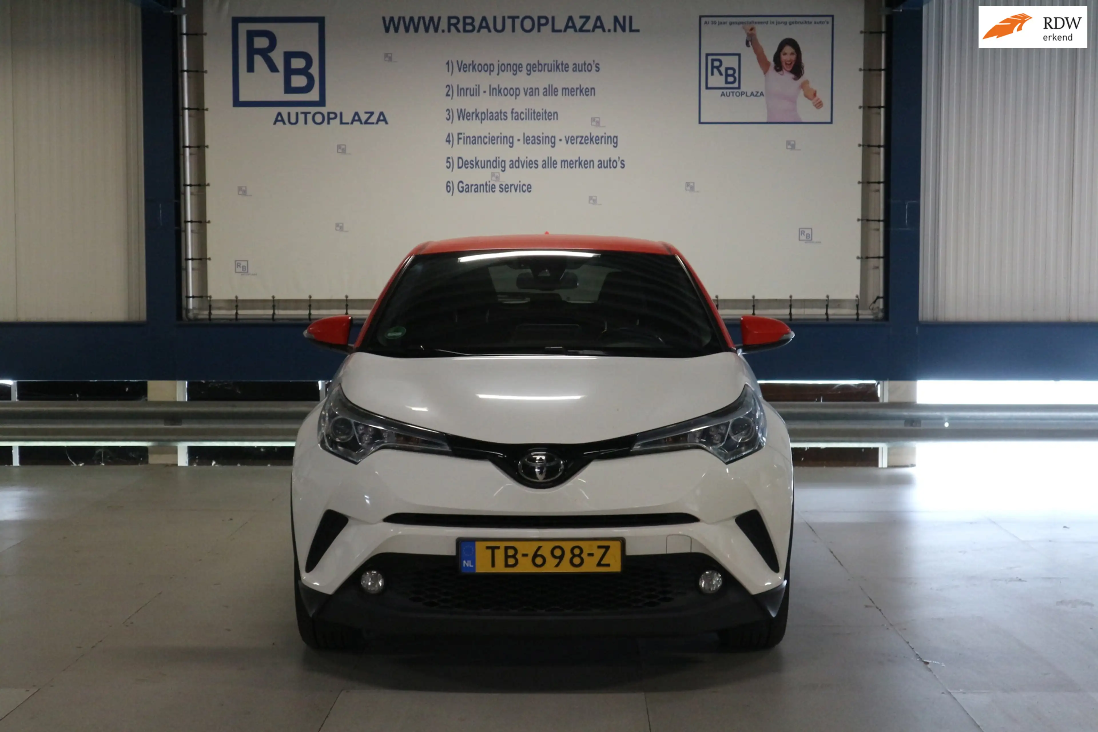 Toyota C-HR 1.2 Energy / BTW / NAVI / STOELVERWARMING / DEALER