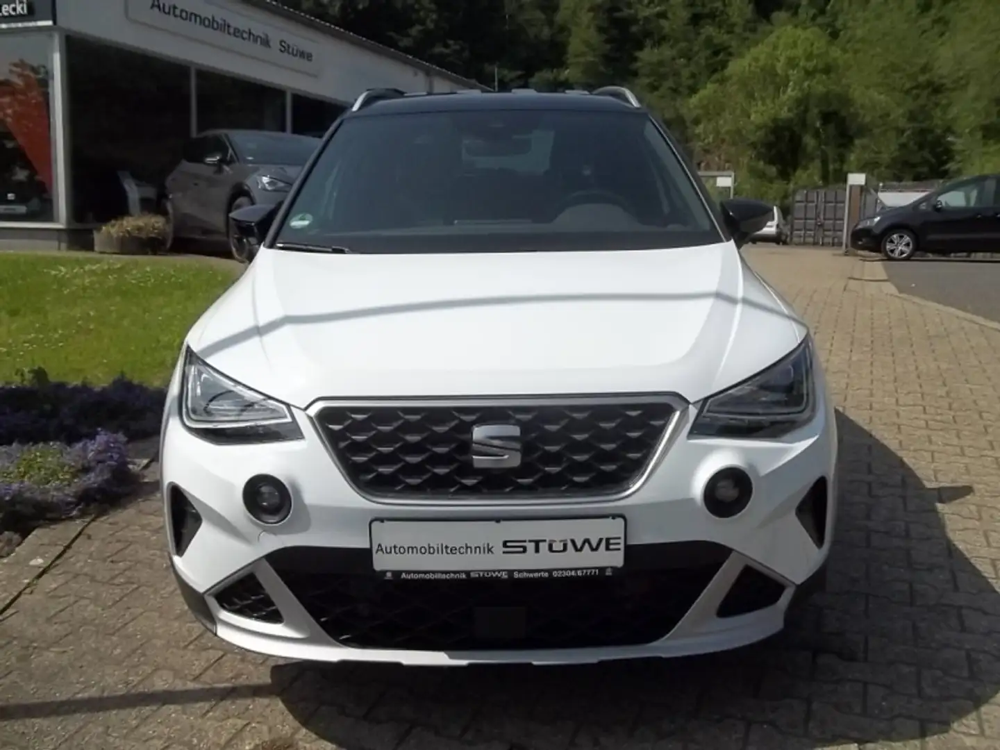 SEAT Arona Arona 1.0 EcoTSI Weiß - 1