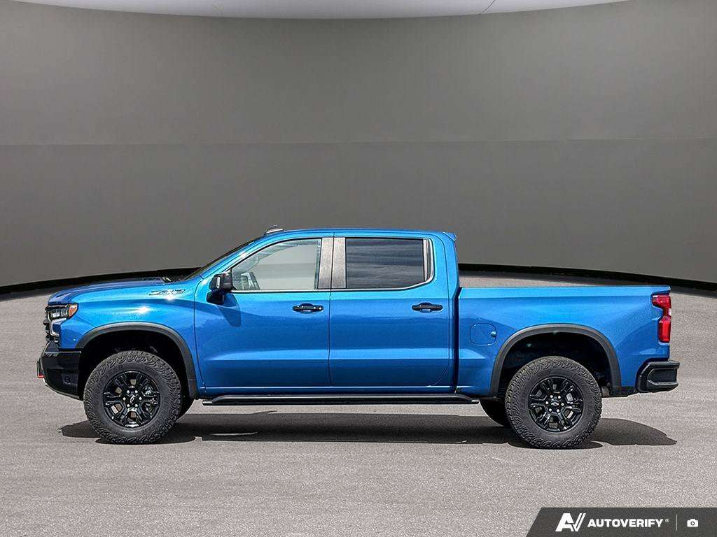 2023 Chevrolet Silverado 1500 ZR2 | All Weather Floor Mats | Under-Seat Storage — снимка 1