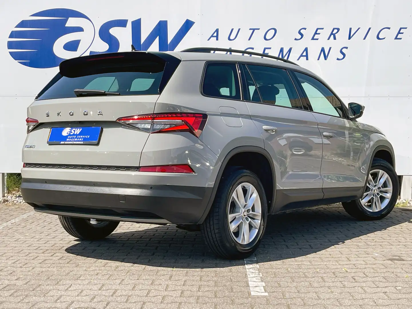 Skoda Kodiaq 1.5 TSI Business Edition | Trekhaak | ACC | Camera Gris - 2