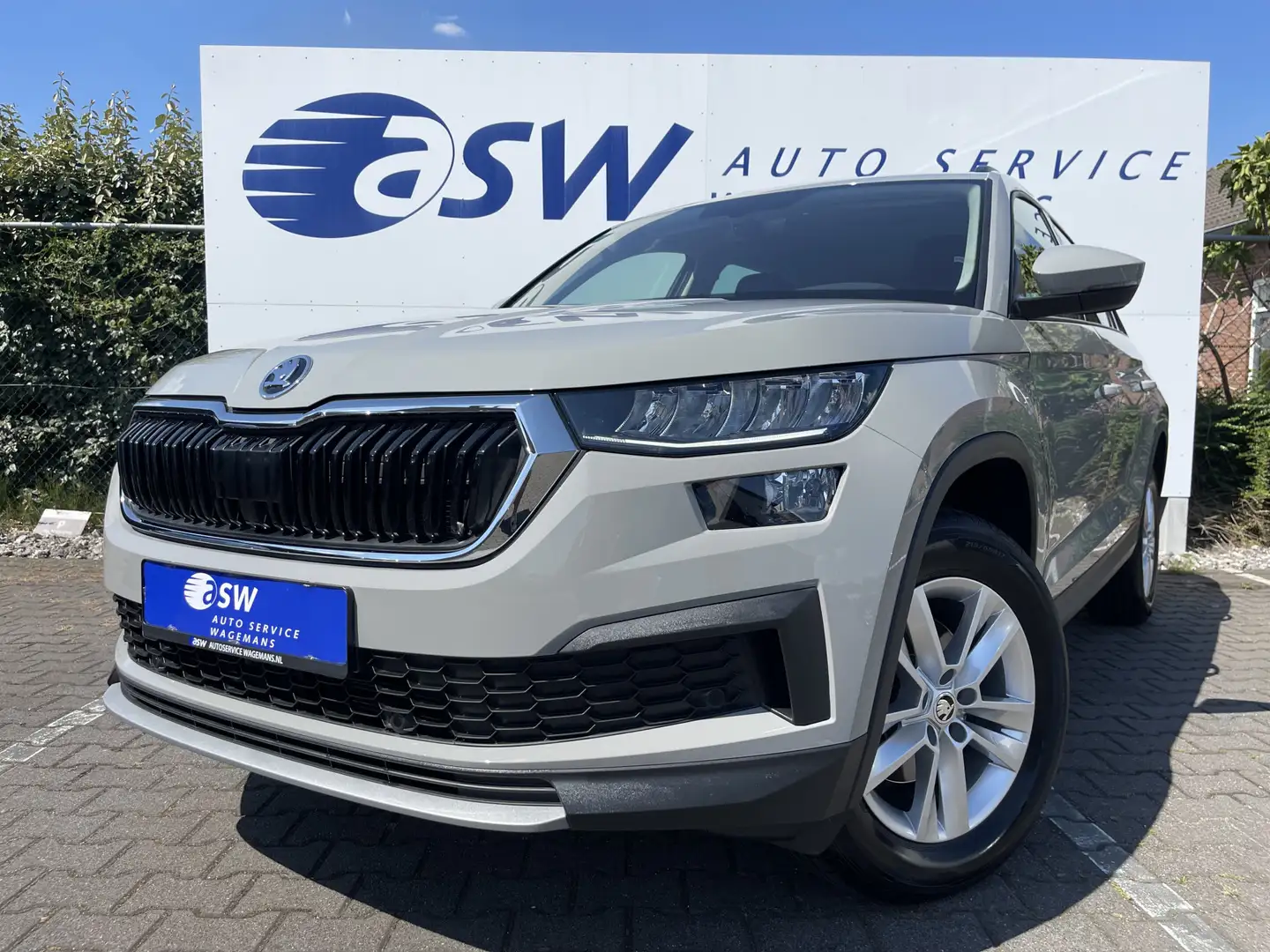Skoda Kodiaq 1.5 TSI Business Edition | Trekhaak | ACC | Camera Grey - 2