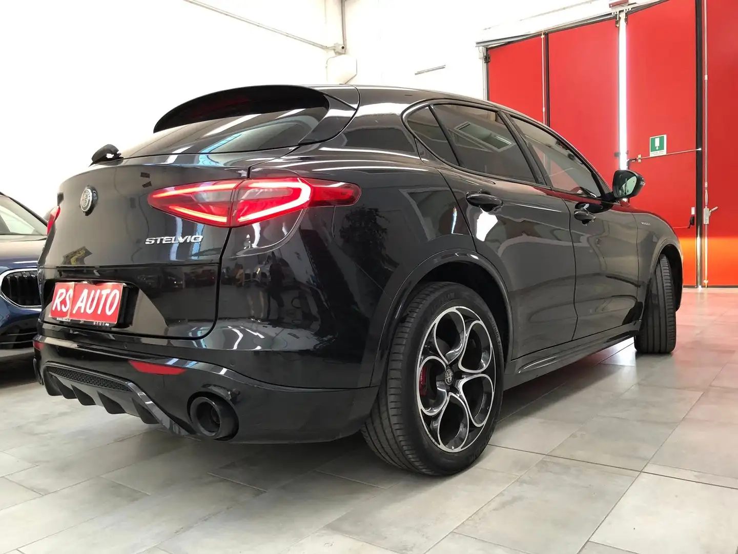 Alfa Romeo Stelvio Stelvio 2020 2.2 t Veloce Q4 210cv auto Nero - 2