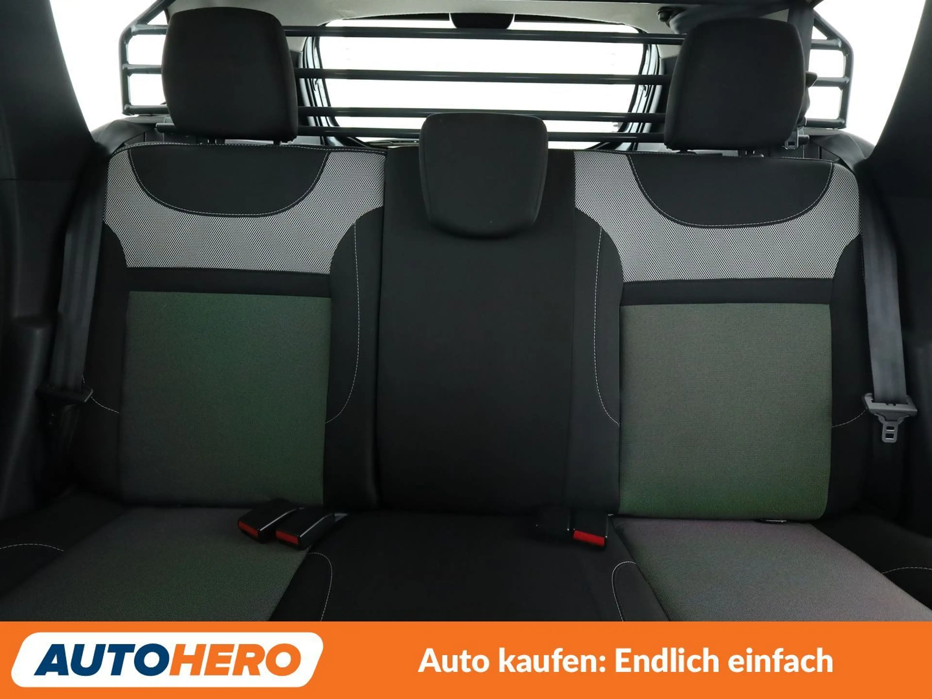Dacia Duster 1.6 SCe Laureate 4x2*PDC*SHZ*KLIMA*TEMPO* — photo 15