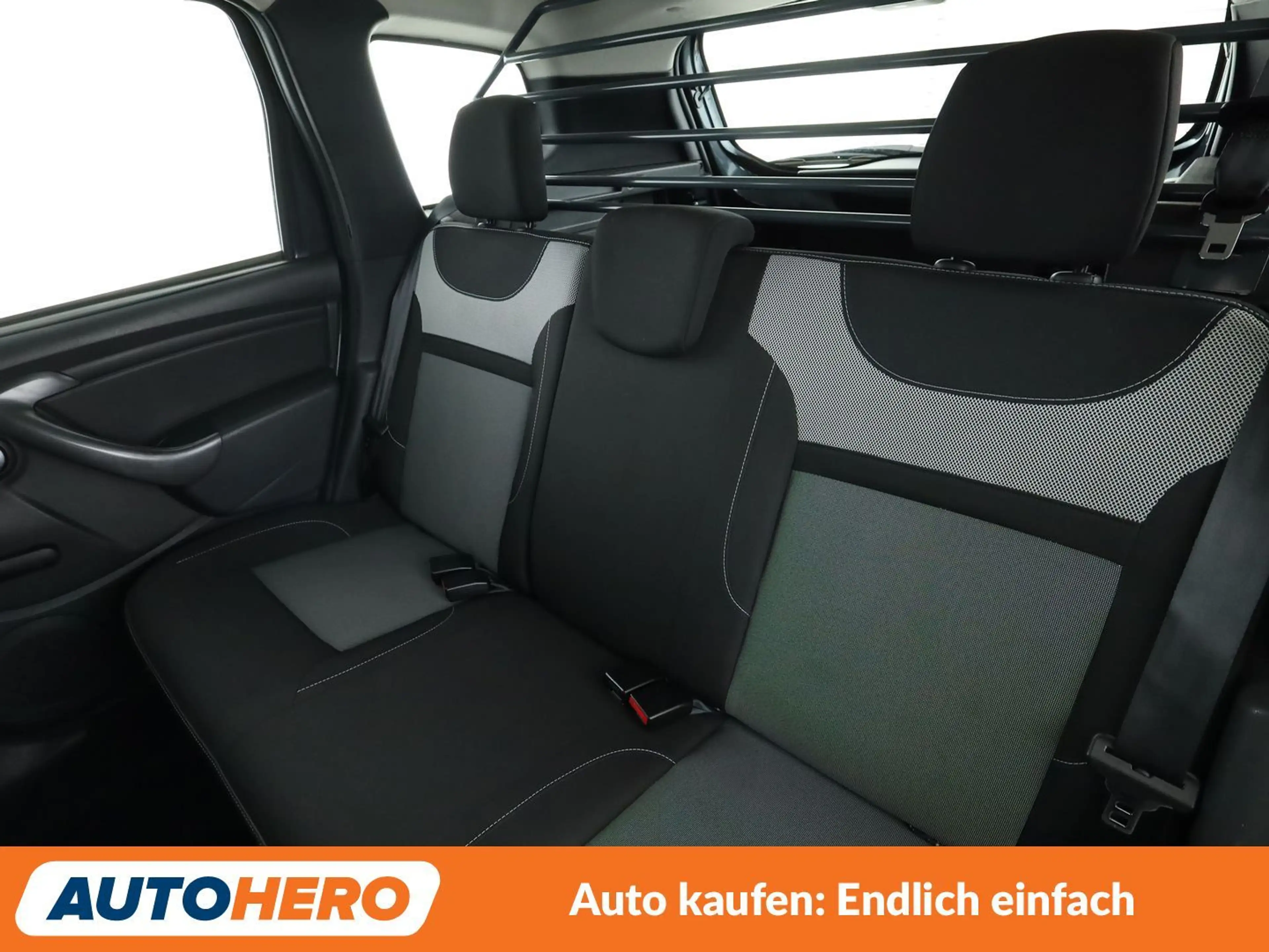 Dacia Duster 1.6 SCe Laureate 4x2*PDC*SHZ*KLIMA*TEMPO* — photo 14