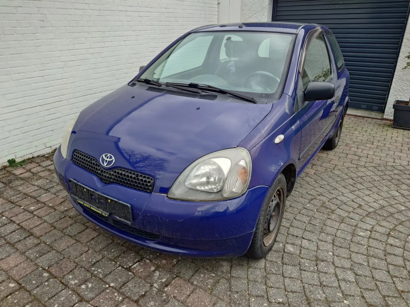 Toyota Yaris 1.0-16V VVT-i Modrá - 1
