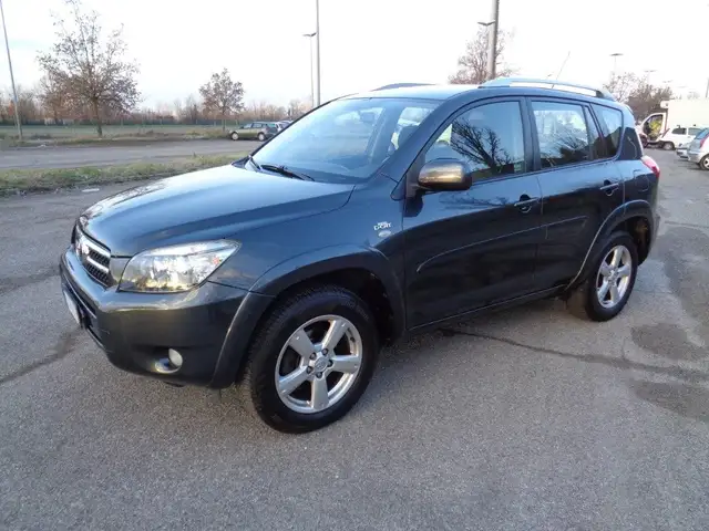 Toyota RAV 4 RAV4 2.2 D-4D 177 CV Sol Plus 4WD