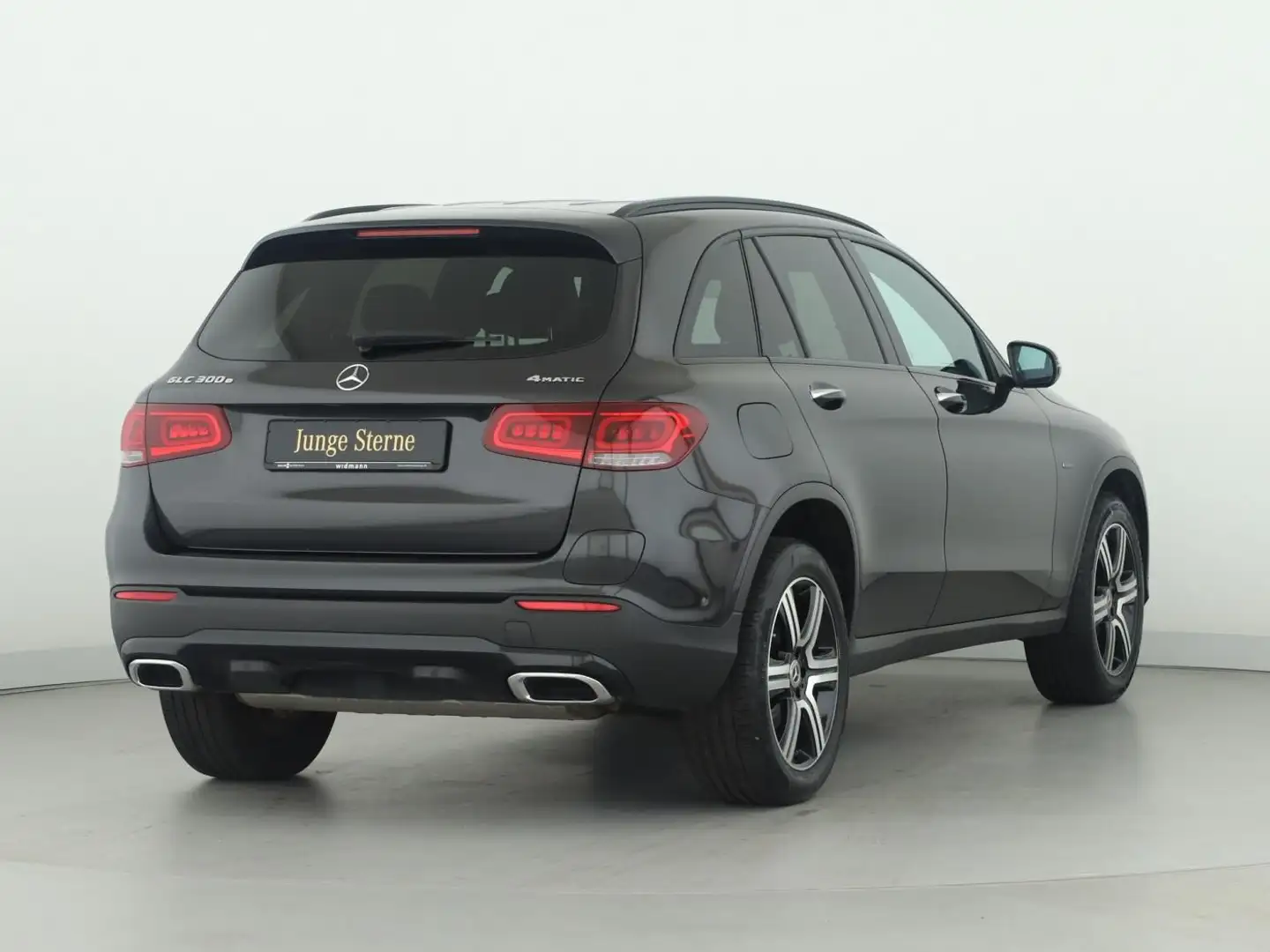 Mercedes-Benz GLC 300 e 4M Multibeam*Memory*Distronic*Keyless* Grau - 2
