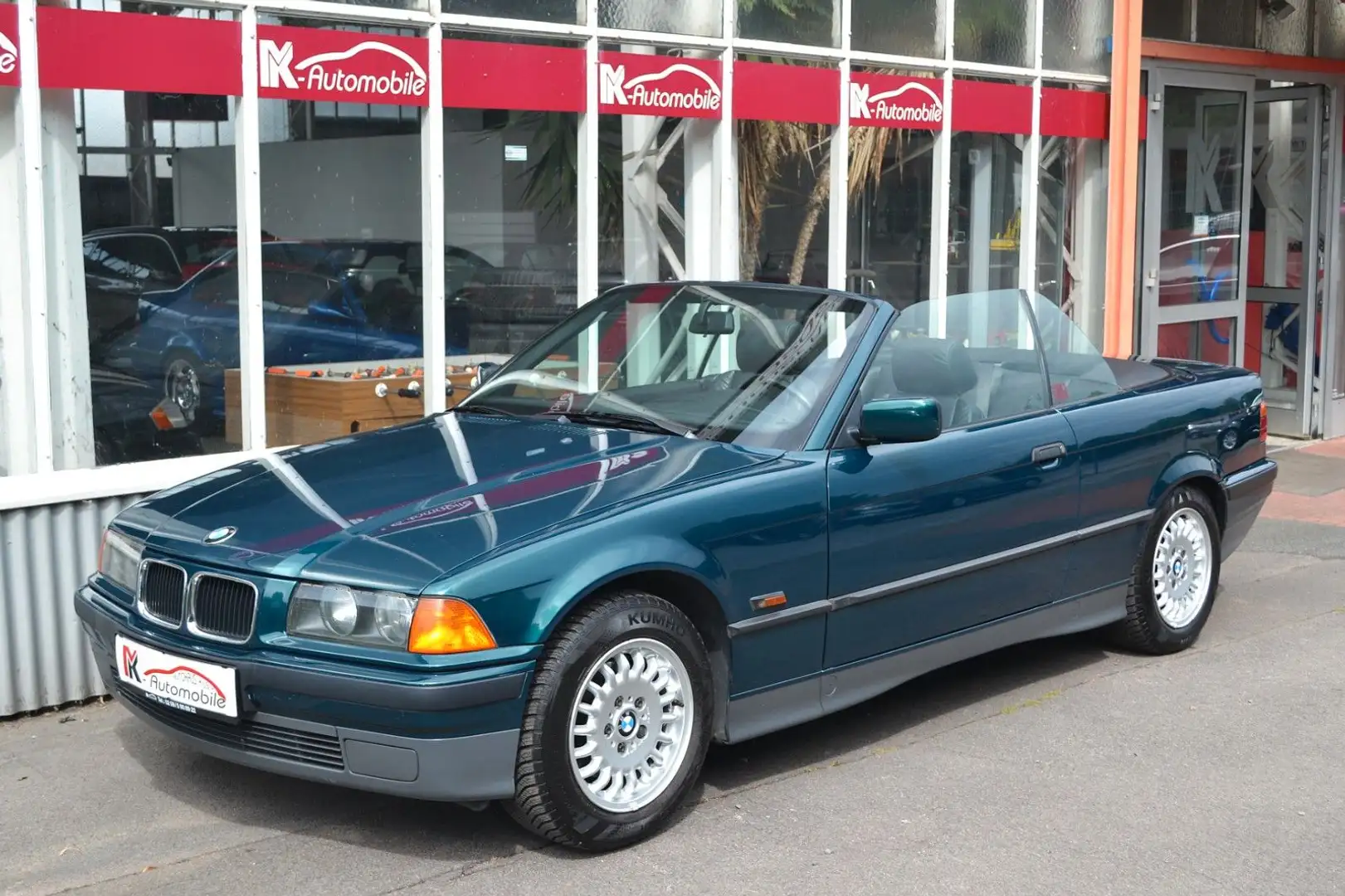 BMW 320 i Cabrio/Leder/E-Verdeck/Original Zustand Groen - 2