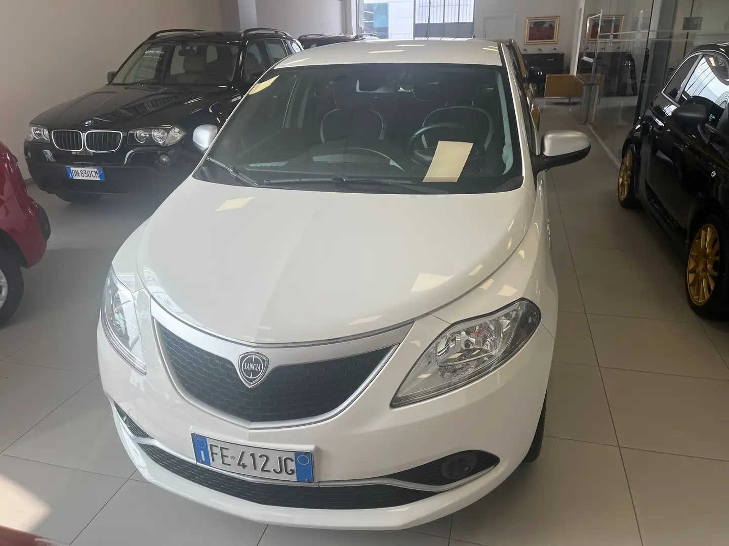 Lancia Ypsilon Ypsilon 1.3 mjt Mya s Bianco - 1