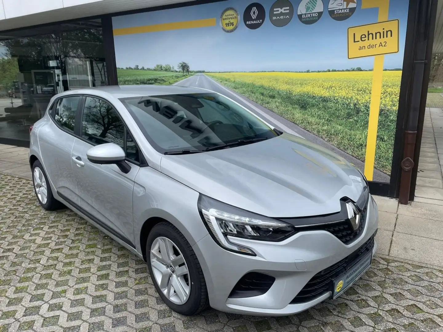 Renault Clio Vmit Klima, Navi & LED Klima Navi Einparkhilfe Grau - 2