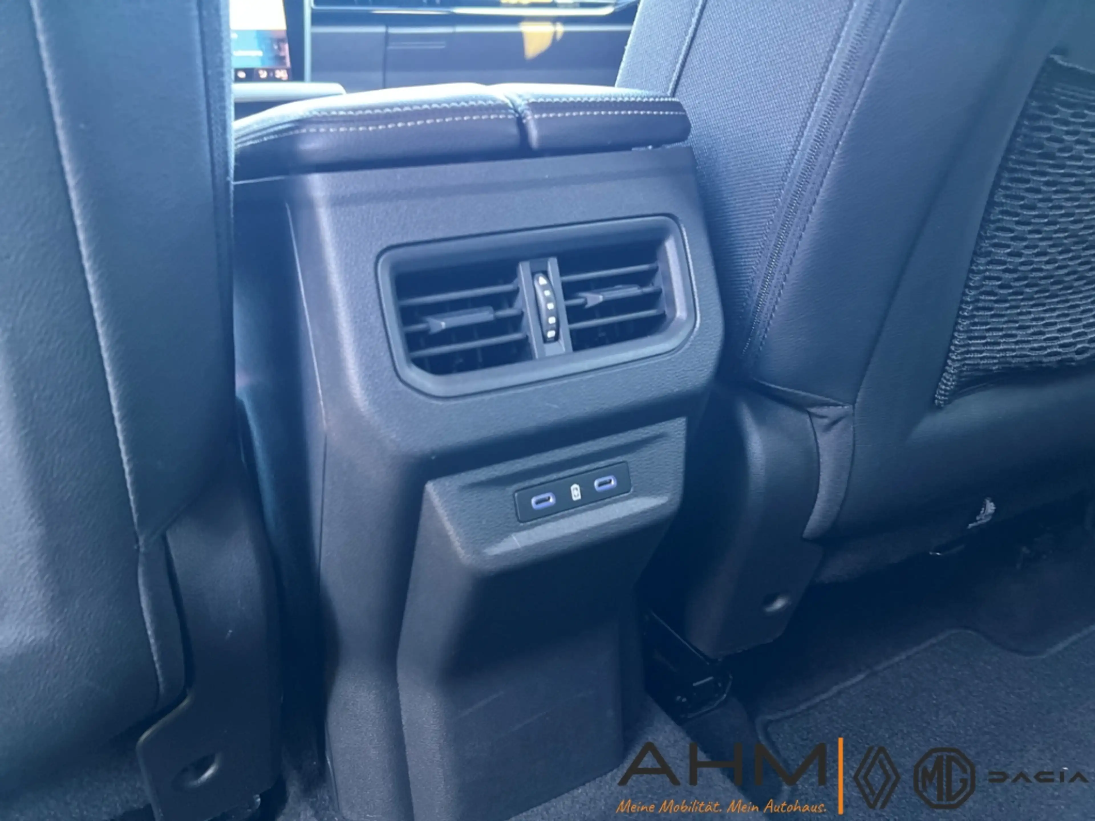 Renault Austral 160 TCe AUTOMATIK SHZ LED ISOFIX — photo 20