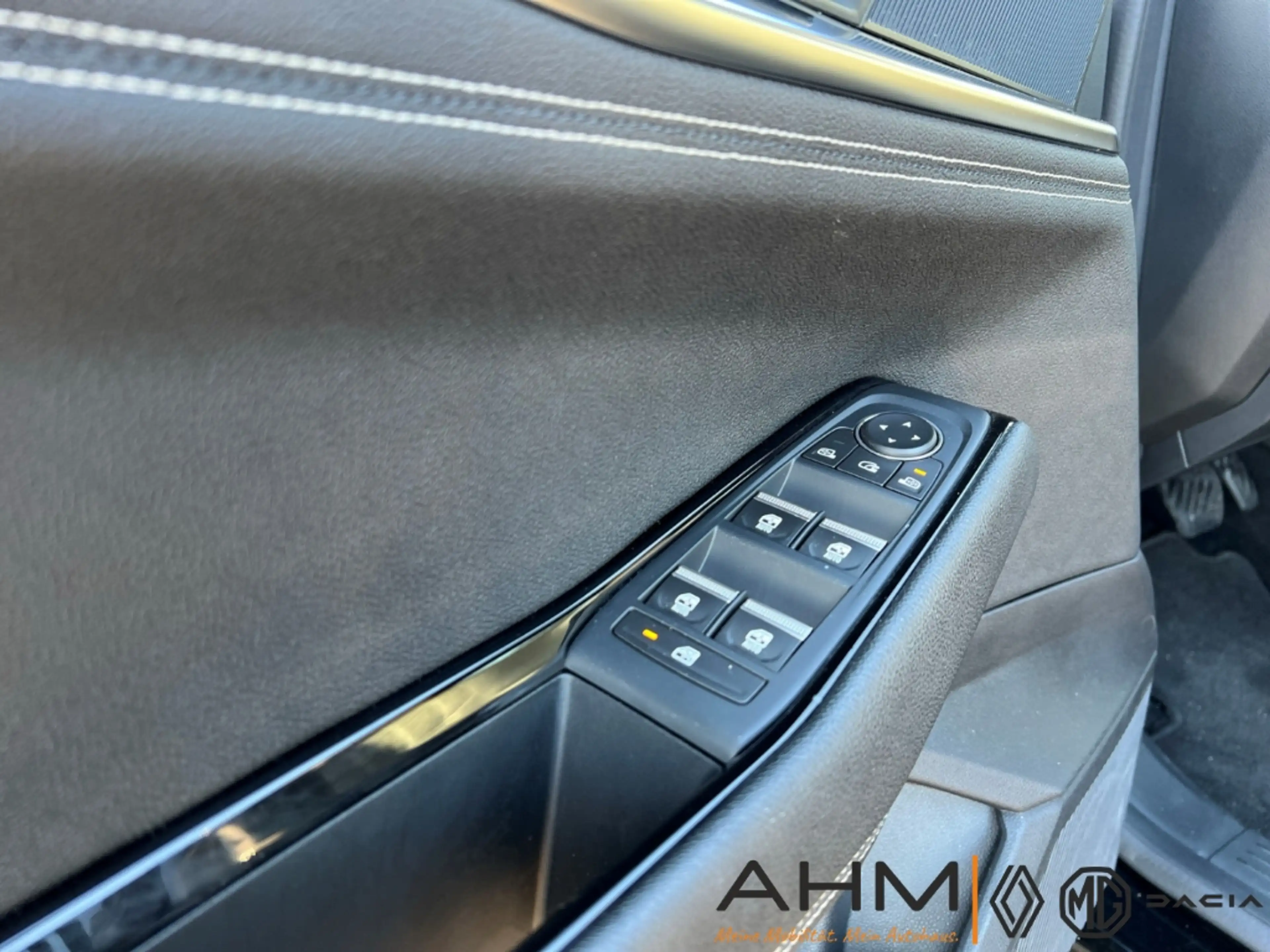 Renault Austral 160 TCe AUTOMATIK SHZ LED ISOFIX — photo 19