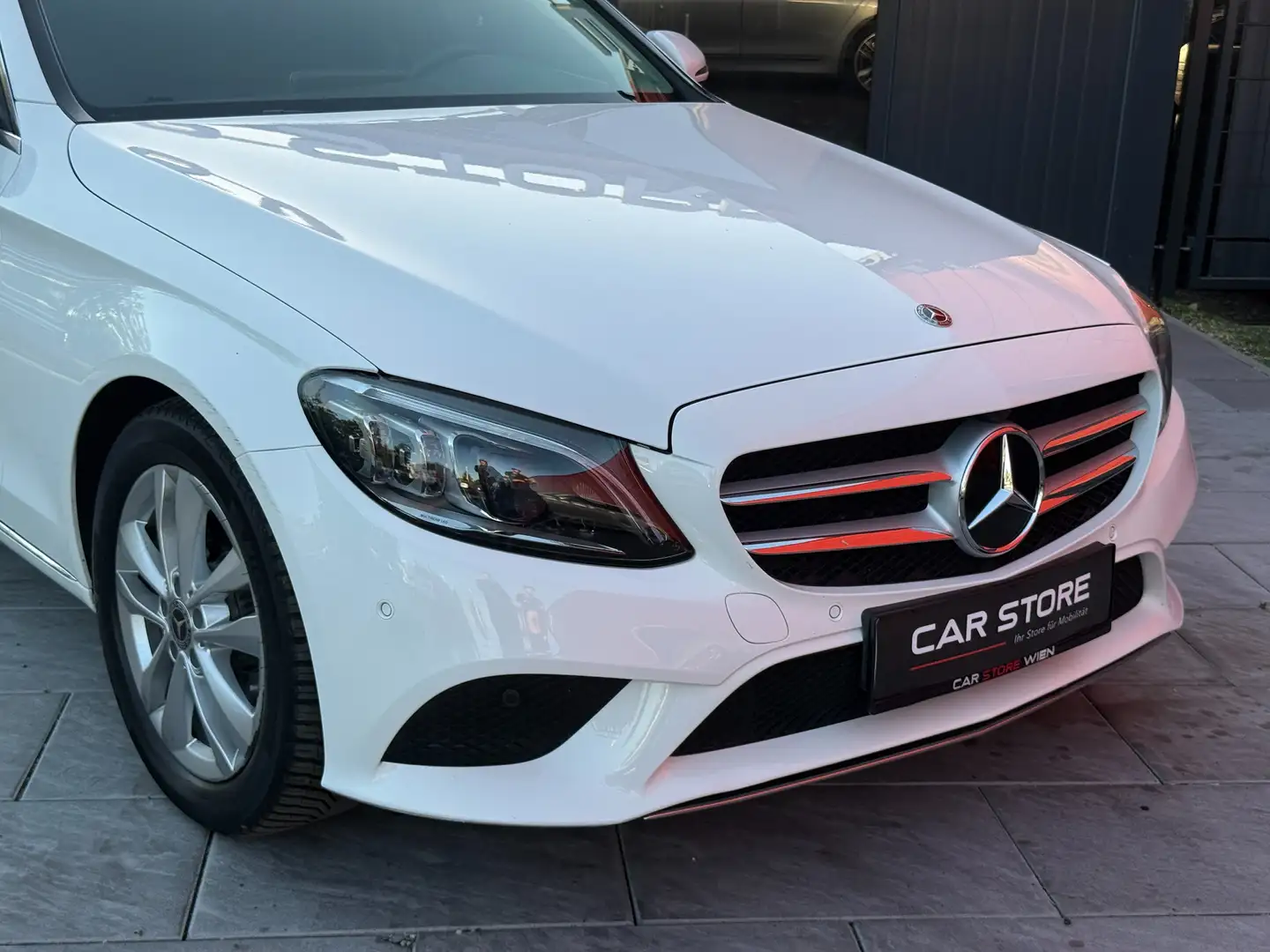 Mercedes-Benz C 220 d|Avantga.|Pano|Navi|DigiCockpit|360°|Multibeam Weiß - 2