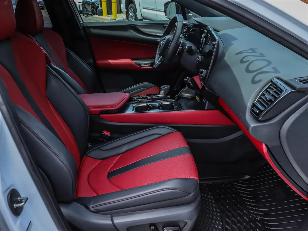 Lexus NX fotografie Lexus NX