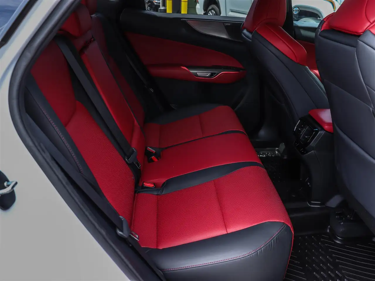 Lexus NX fotografie Lexus NX