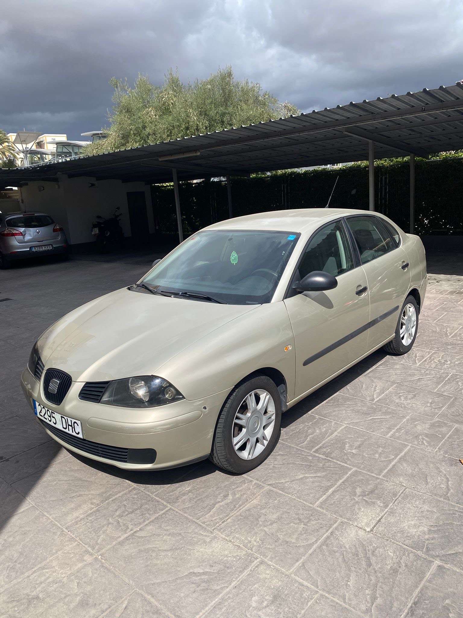 SEAT Cordoba Córdoba Vario 1.6 Signo-a - foto 1