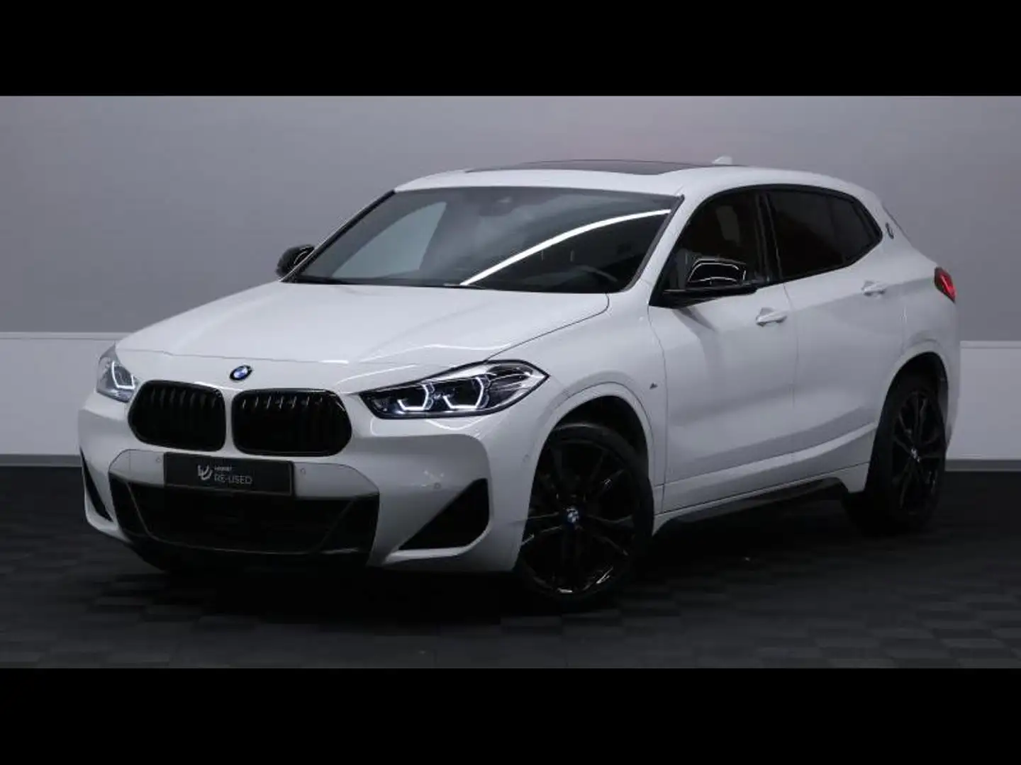 BMW X2 18i sDrive M Sport Steptronic Weiß - 1