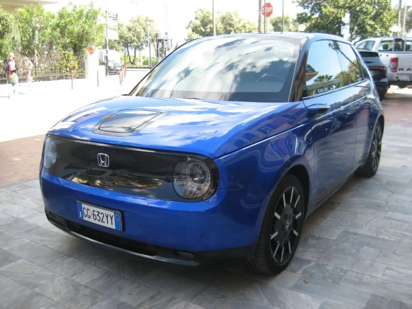 Honda e Advance 17 Blau - 2
