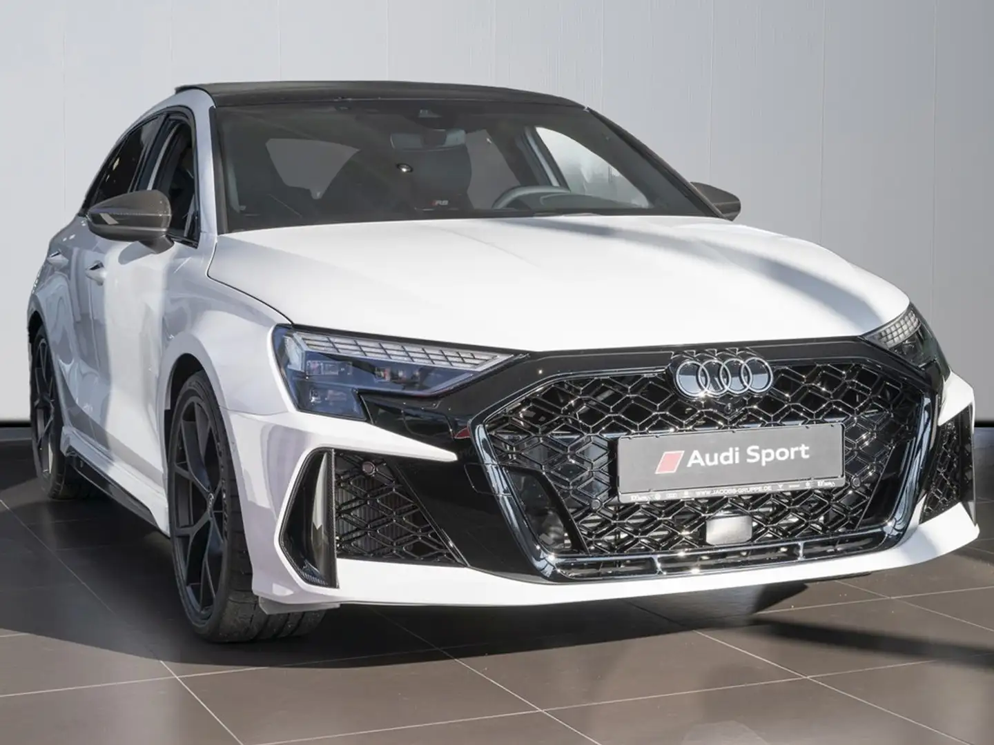 Audi RS3 Weiß - 2