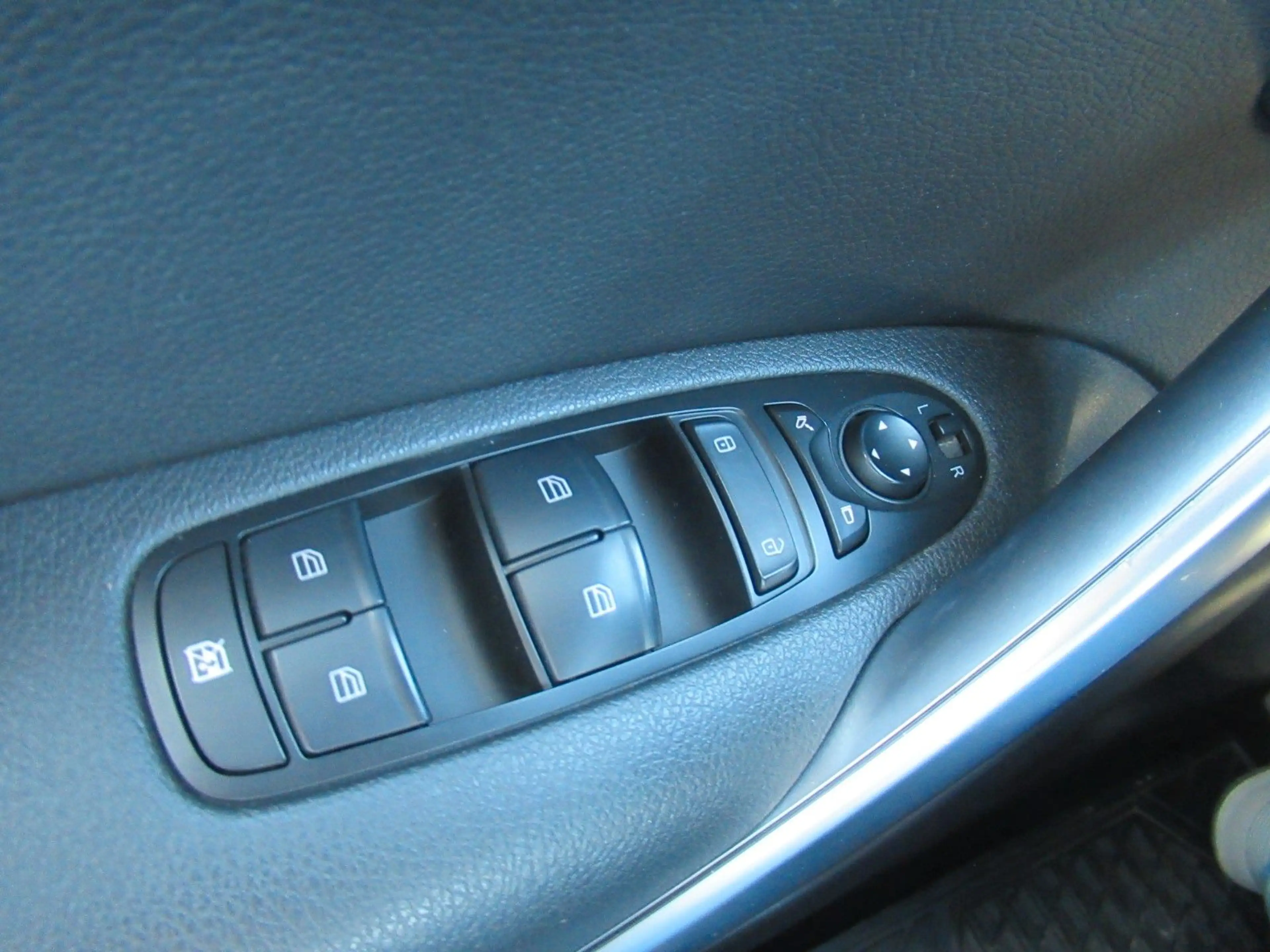 Mercedes-Benz X 350 X350d 4Matic Doppelkabine Power Edition*Seilwind — photo 9