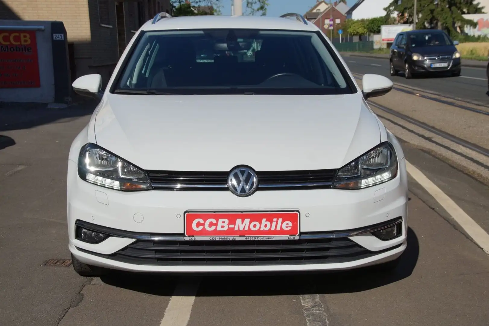 Volkswagen Golf VII Variant Sound/2HAND/ SCHEKCHEFT / AHG/N Wit - 2