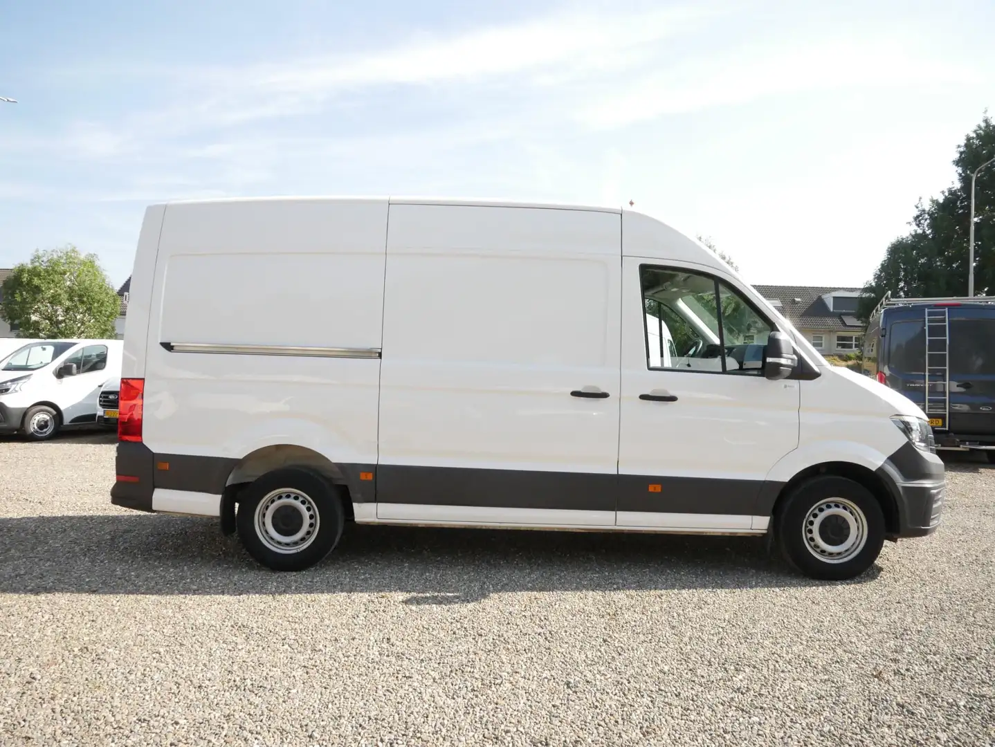 Volkswagen Crafter 2.0 TDI 100PK, L3H3, Airco Wit - 2