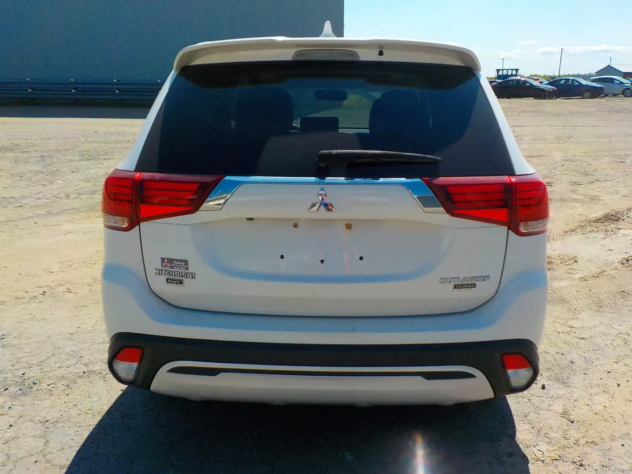 Mitsubishi Outlander снимка Mitsubishi Outlander