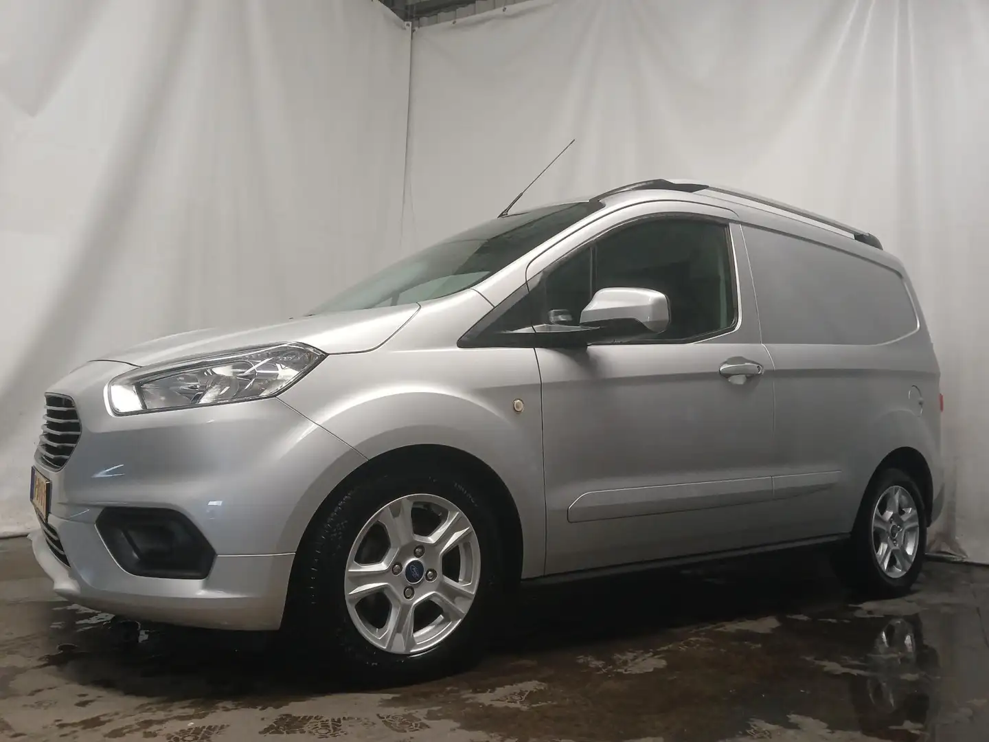 Ford Transit Courier 1.5 TDCI Limited - Airco - Navi - 2