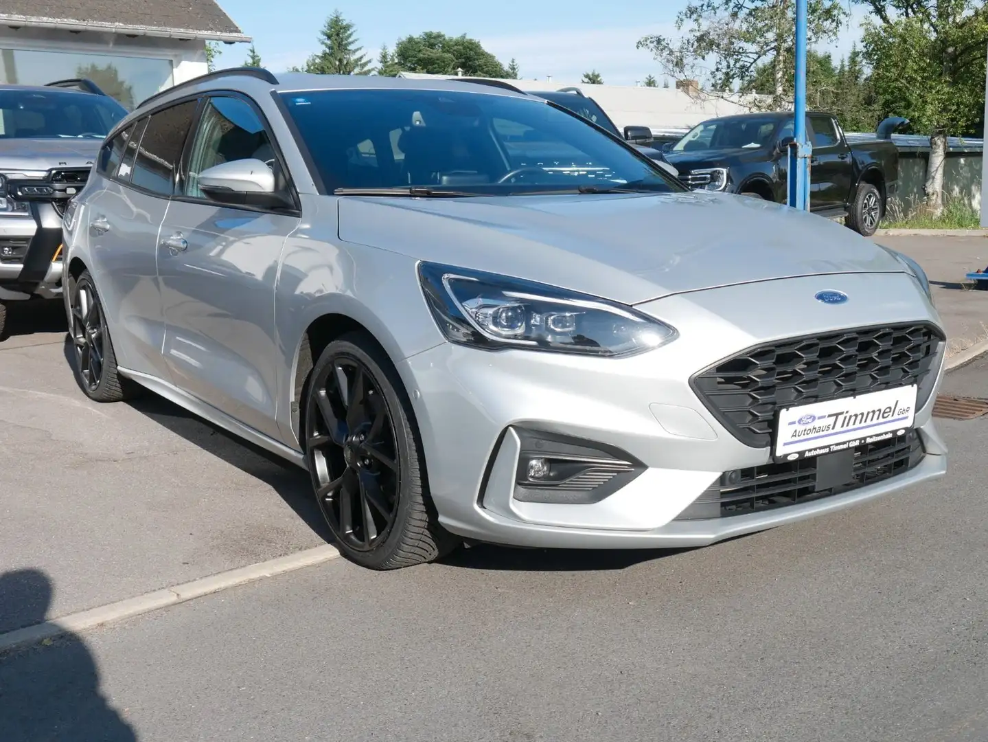Ford Focus Turnier ST-Line 1,5 EB LED DAB PDC Kamera Argent - 1