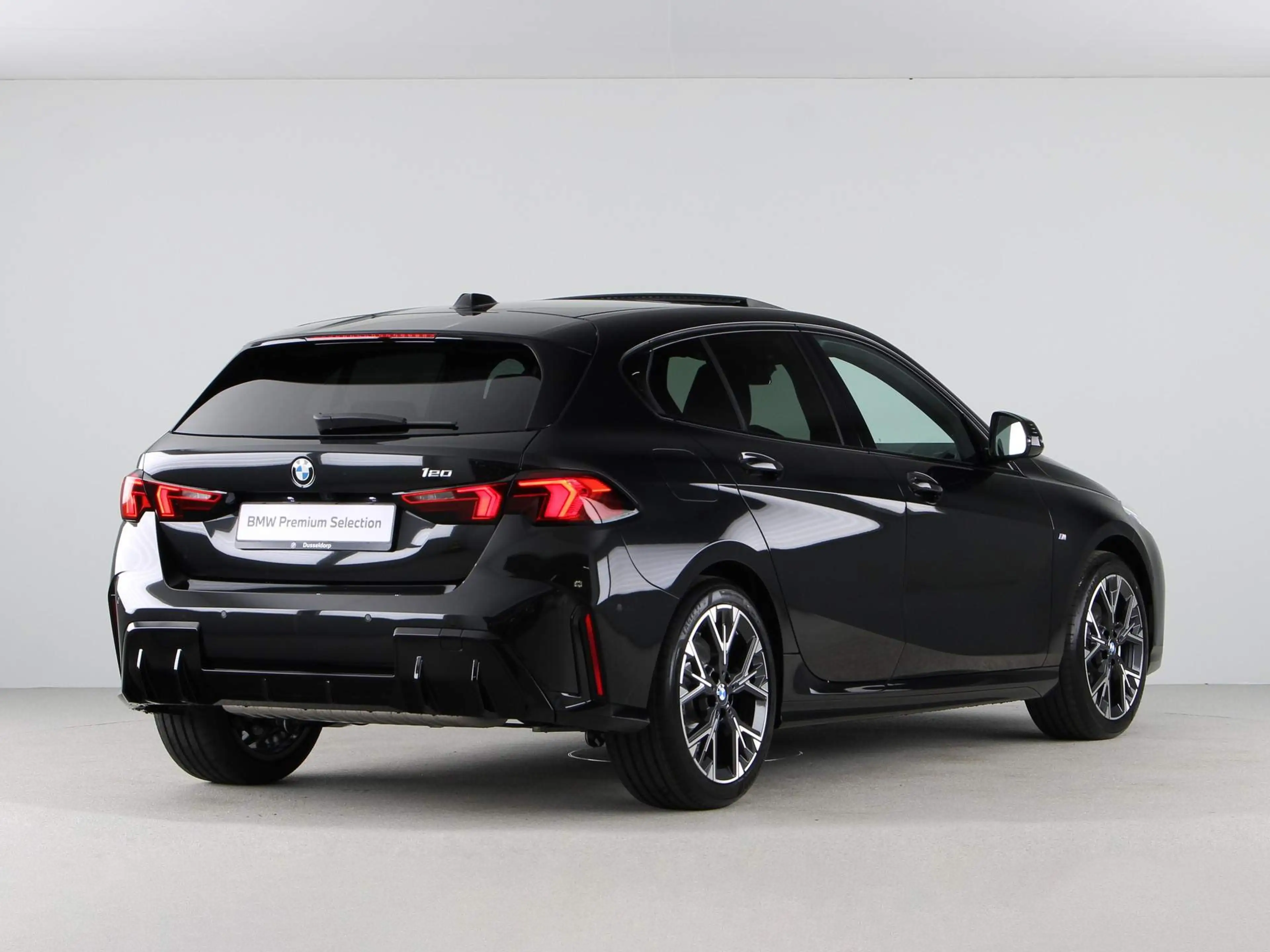 BMW 120 1 Serie M-Sport — photo 8