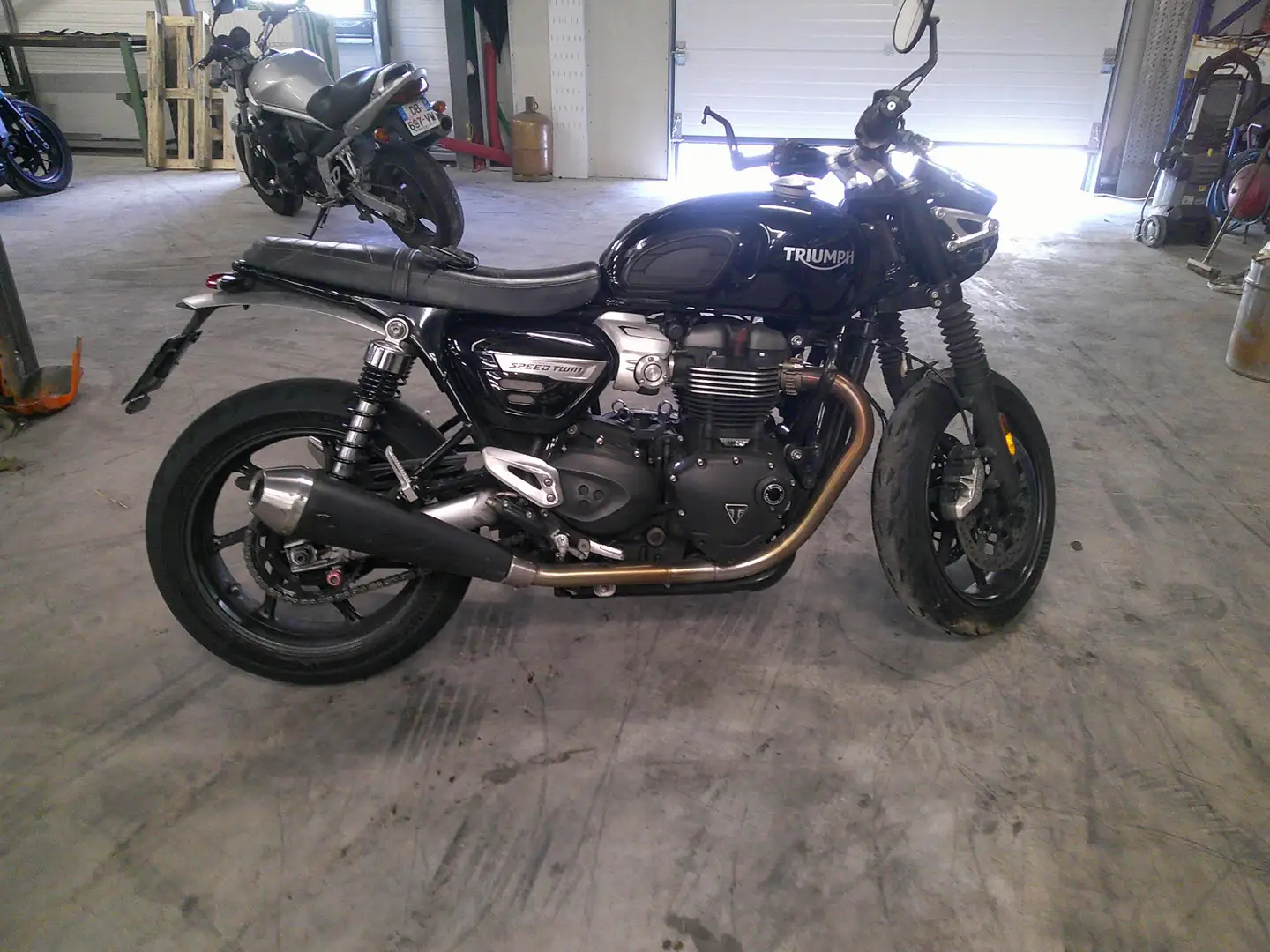 Triumph Speed Twin - 1