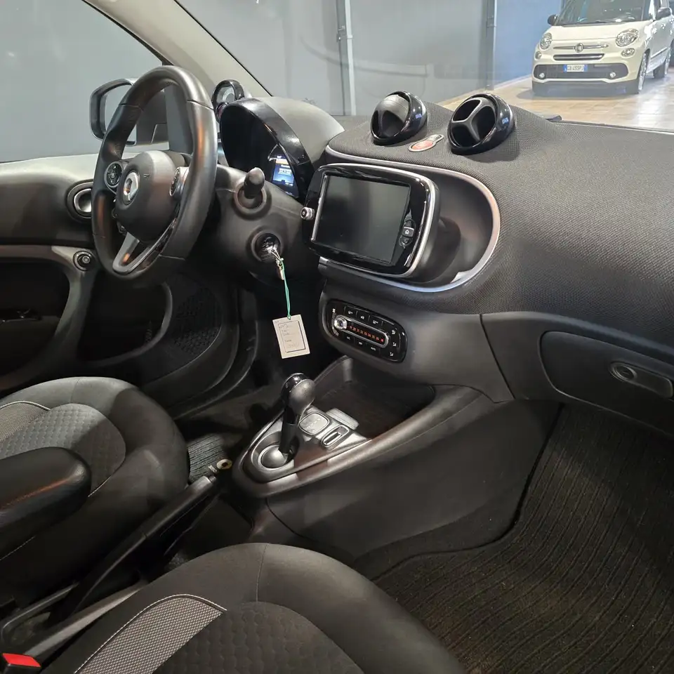 smart forTwo 2022 — фото 12