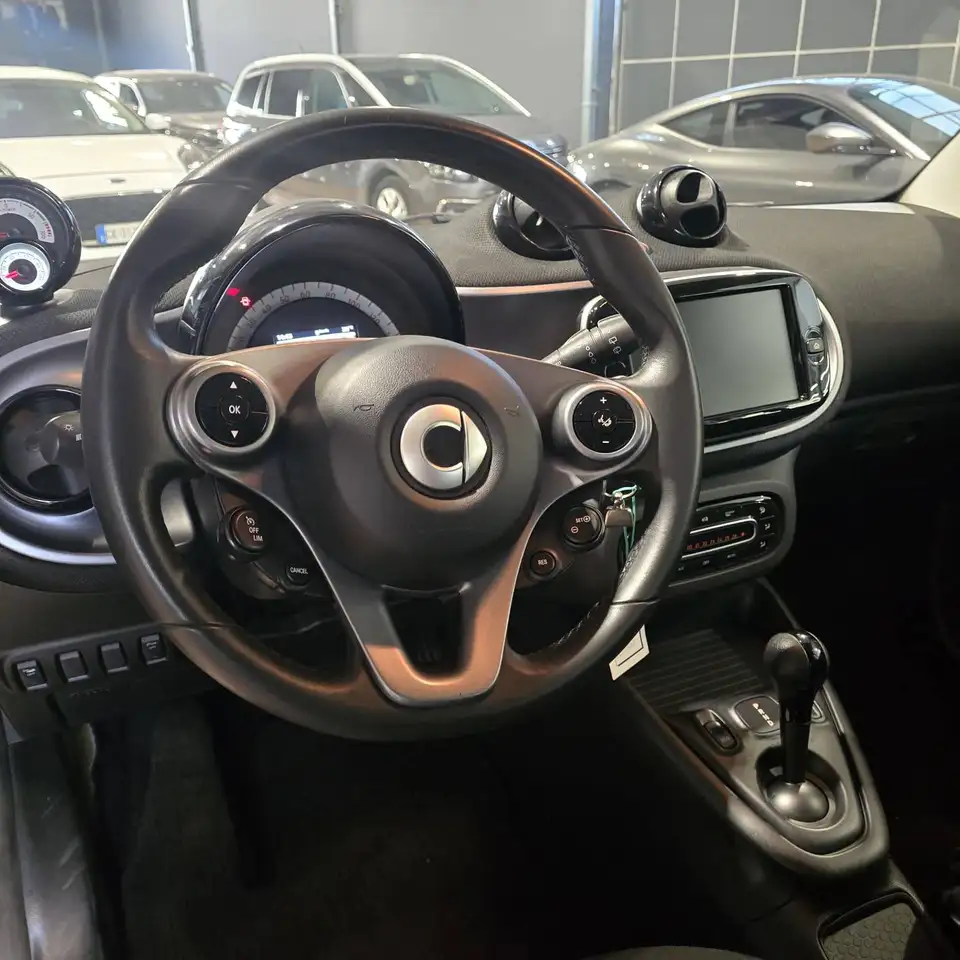 smart forTwo 2022 — фото 14