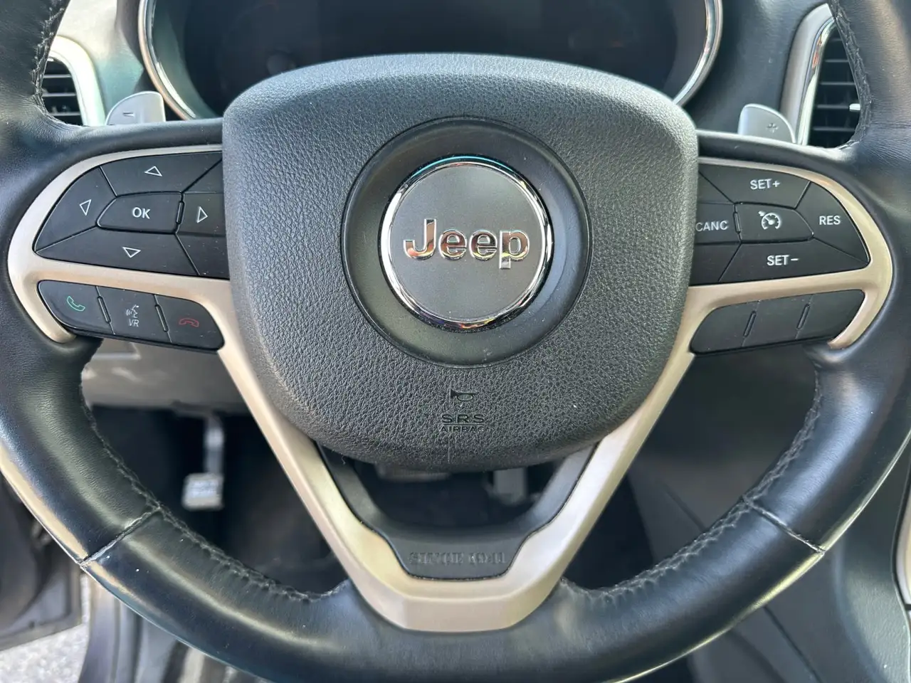 Jeep Grand Cherokee снимка Jeep Grand Cherokee