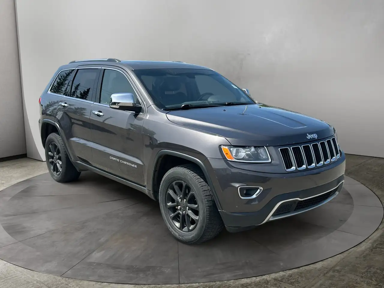 Jeep Grand Cherokee снимка Jeep Grand Cherokee