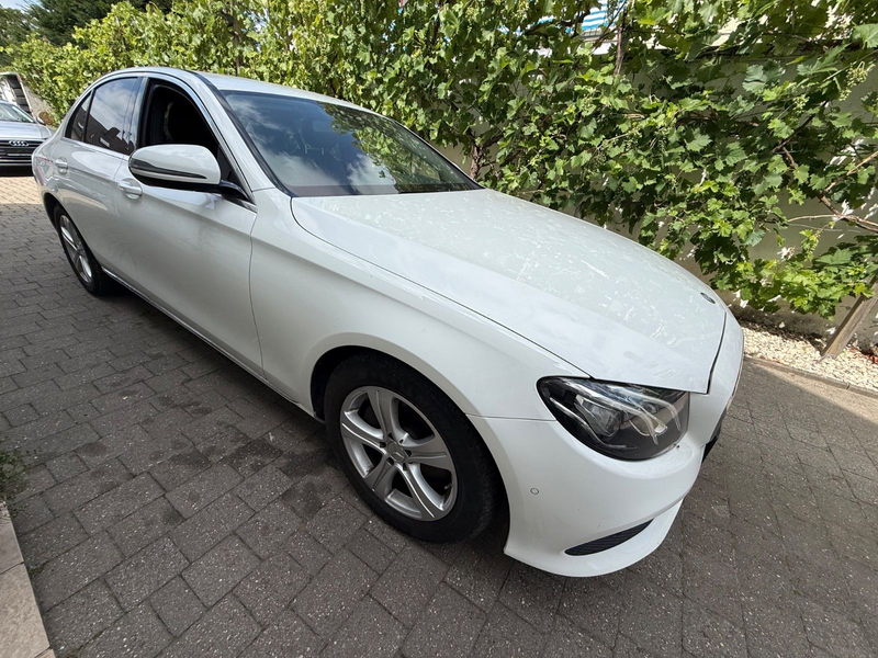 Mercedes-Benz E 300 E Limousine E 300 — photo 5