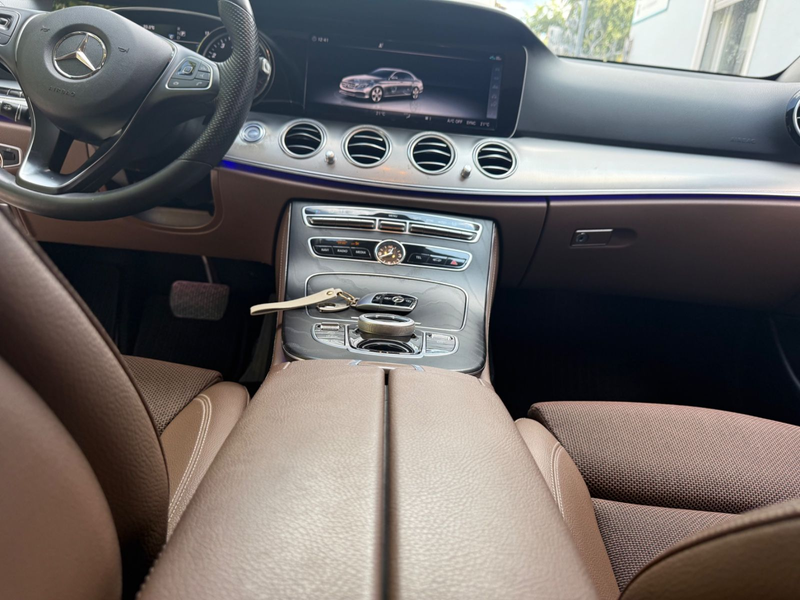 Mercedes-Benz E 300 E Limousine E 300 — photo 13