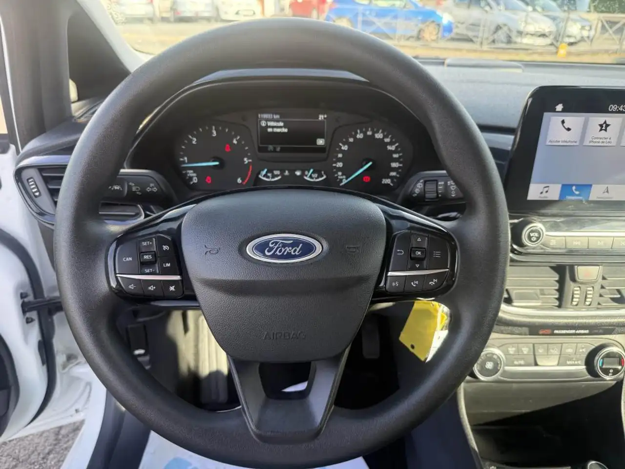 Ford Fiesta 3 portes — photo 40