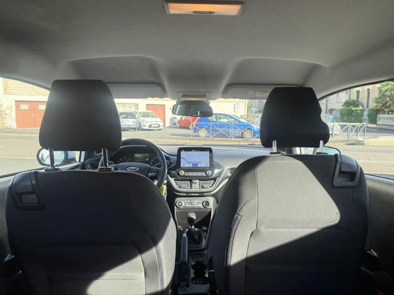 Ford Fiesta 3 portes — photo 9