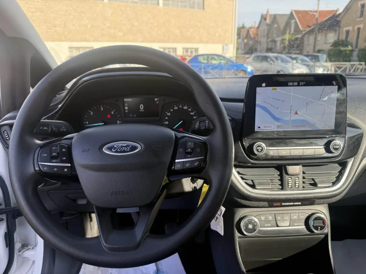 Ford Fiesta 3 portes — photo 16