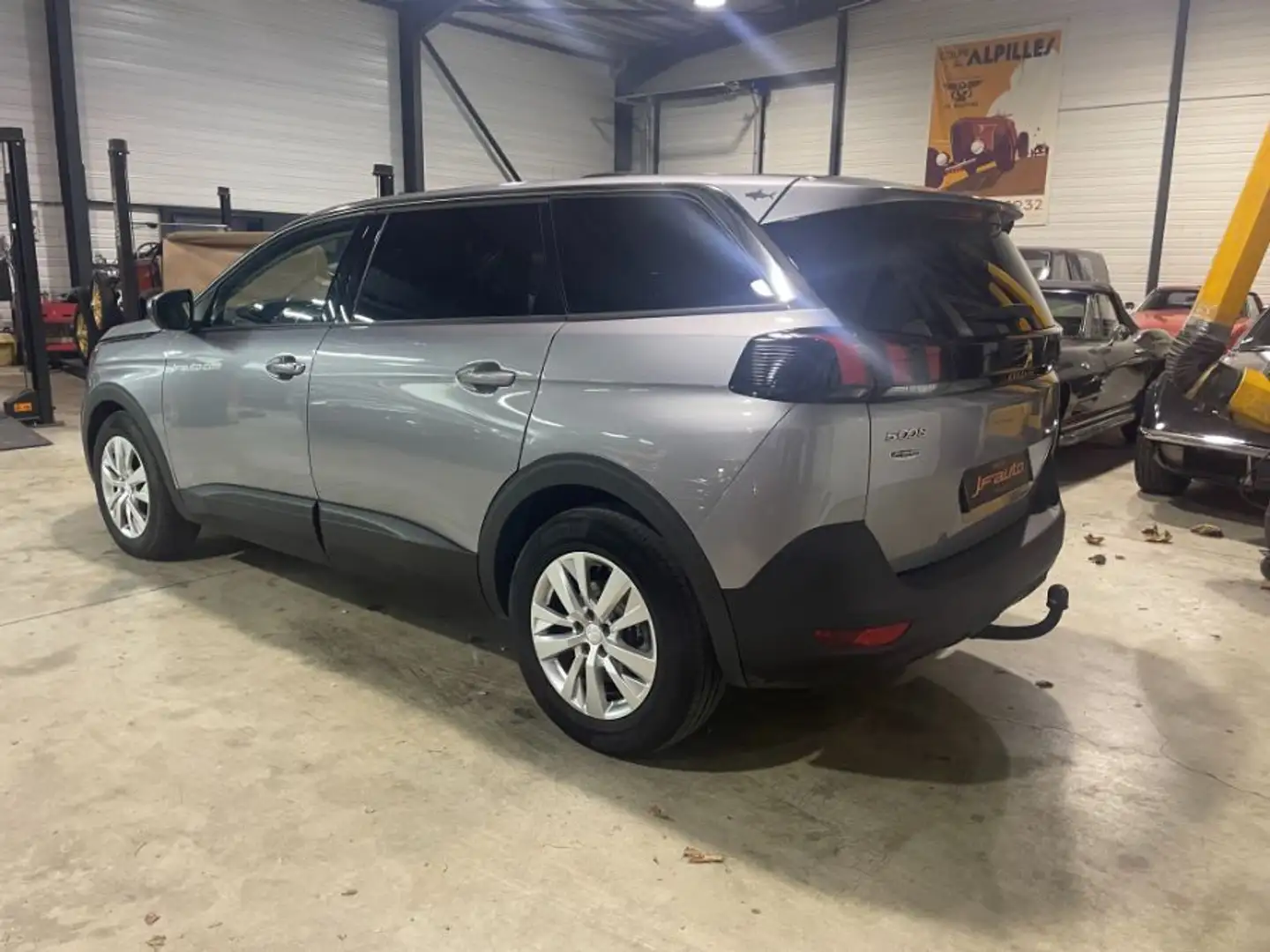 Peugeot 5008 1.2 e THP 130 ch ALLURE Gris - 2