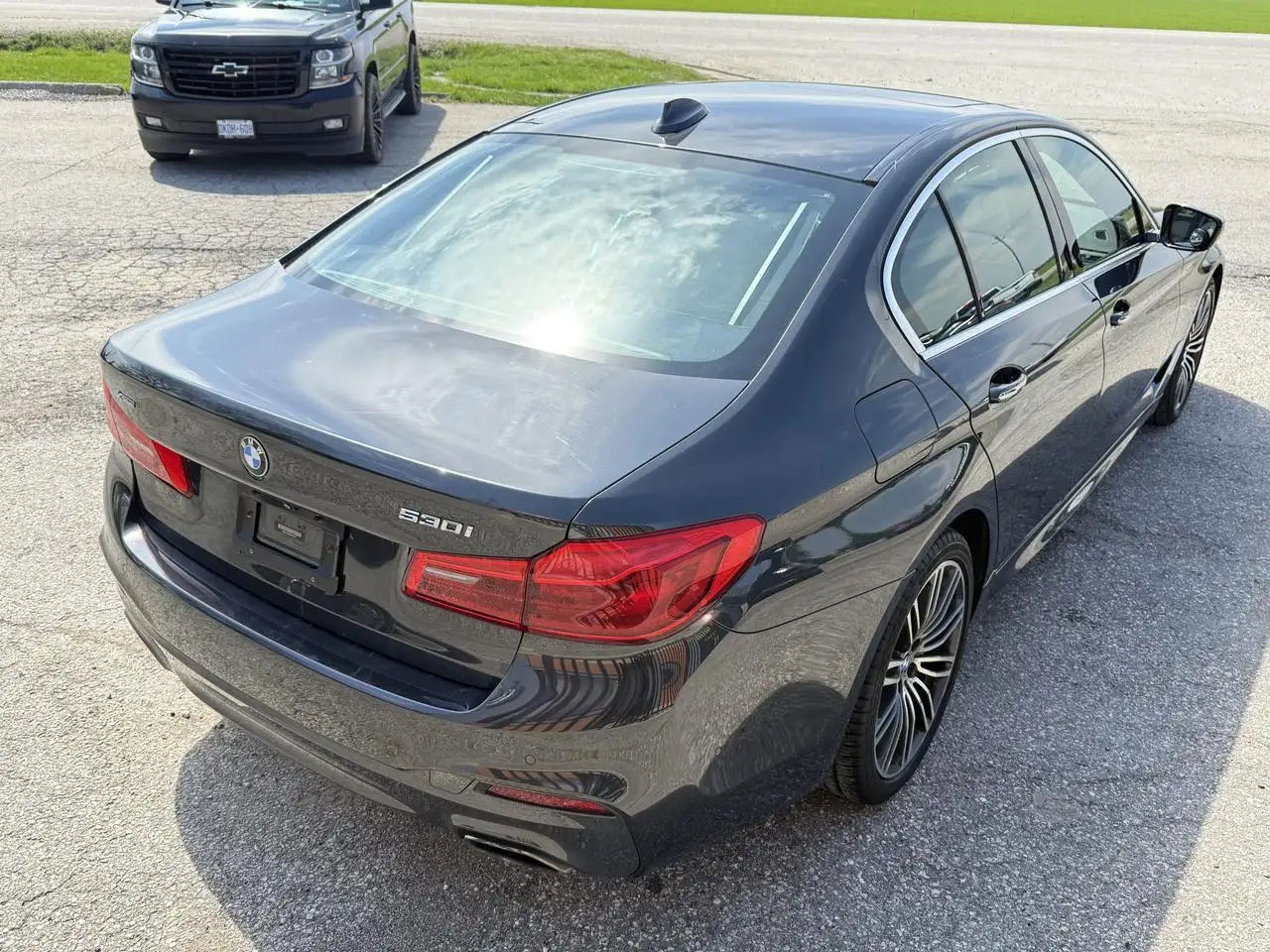 BMW 5 Series снимка BMW 5 Series
