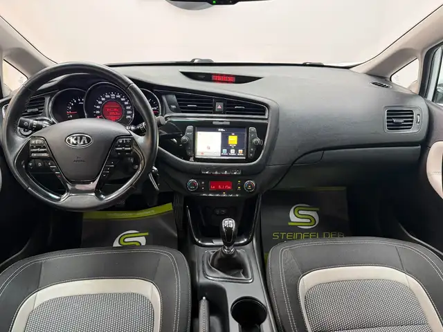 Kia Ceed view 15