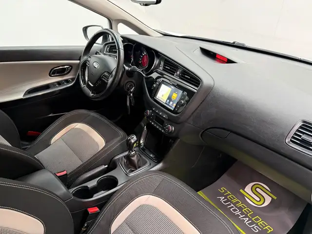 Kia Ceed view 10