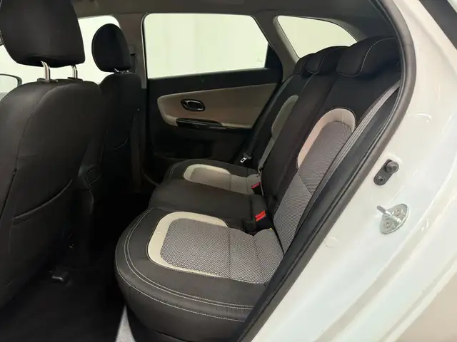 Kia Ceed view 13