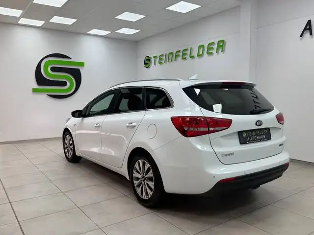 Kia Ceed view 5