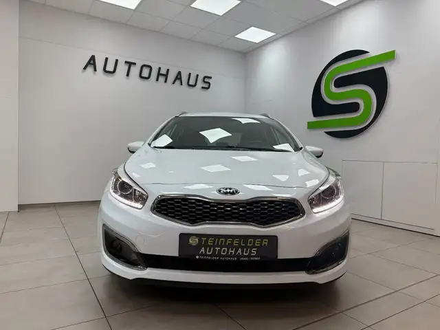 Kia Ceed view 2