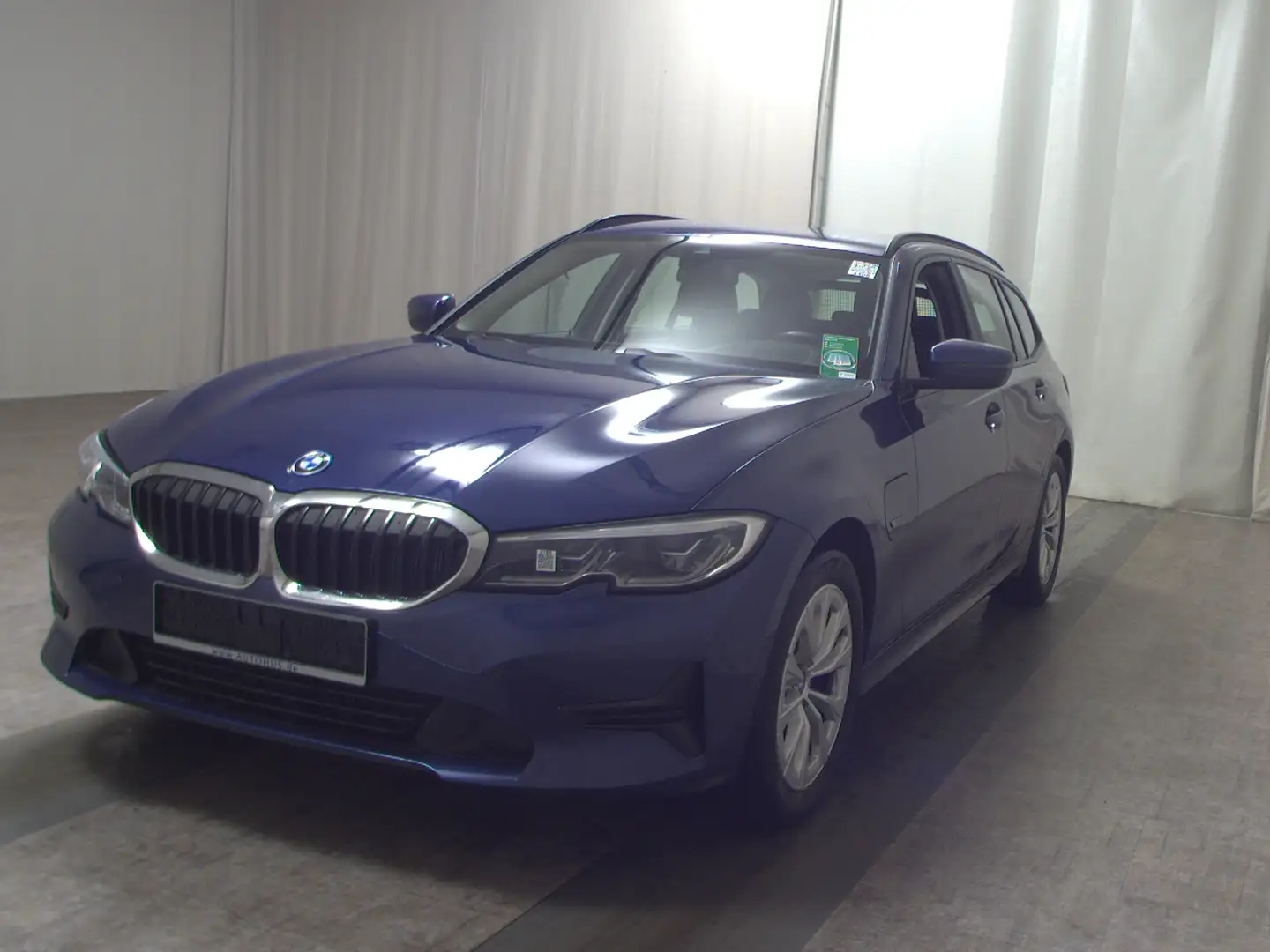 BMW 320 e Touring Navi LC Prof. Laser HuD Blau - 2