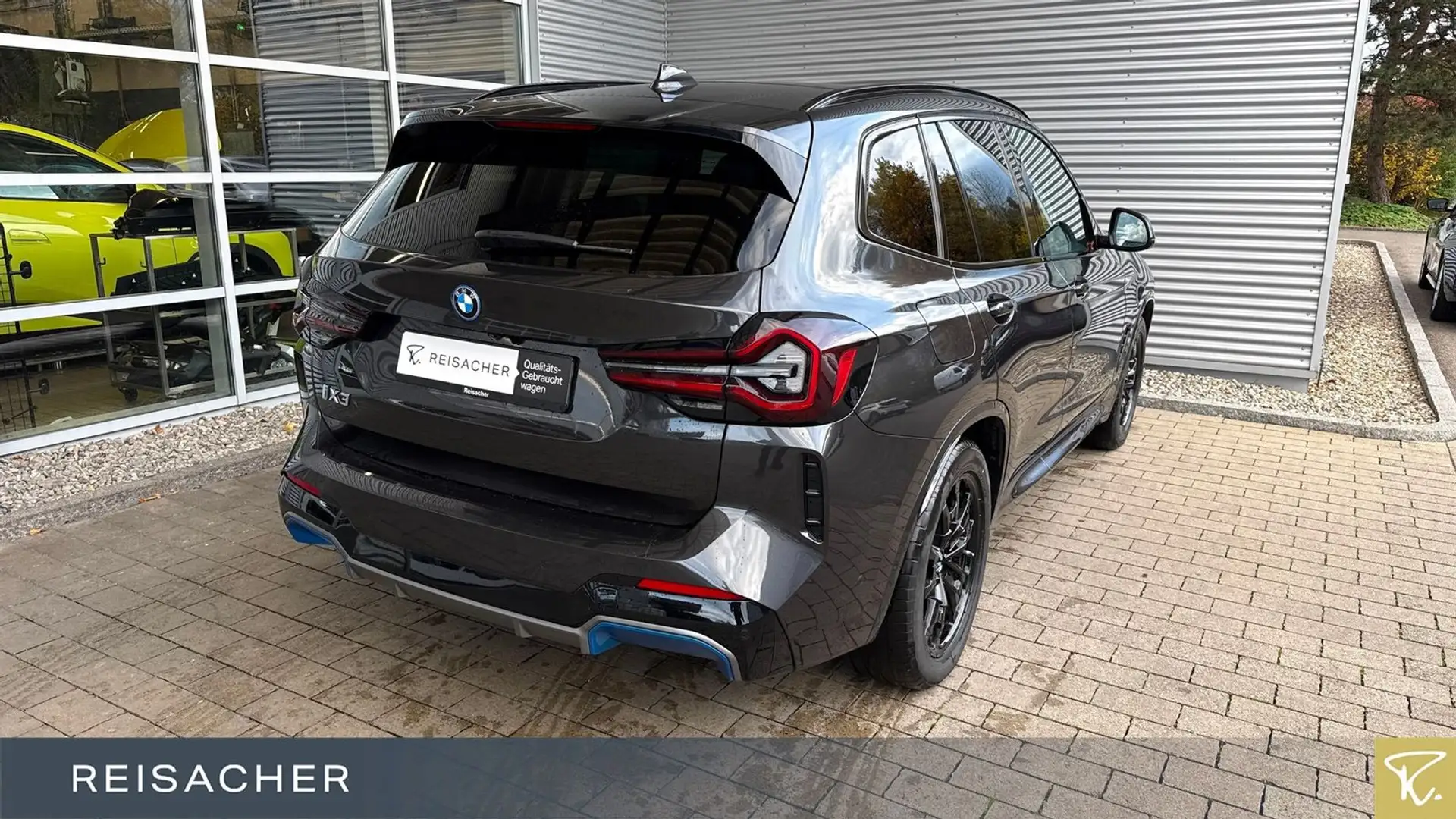 BMW iX3 IX3 A M SPORT Navi RüKa ACC adLED AHK 19" LM Grau - 2